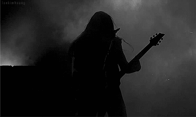 Gif animé gothique musique